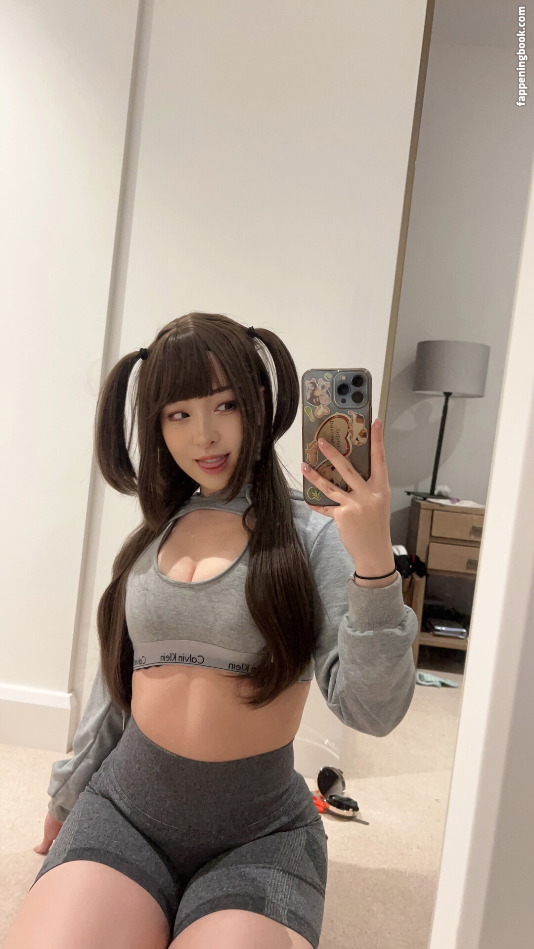 Rinuyi Nude
