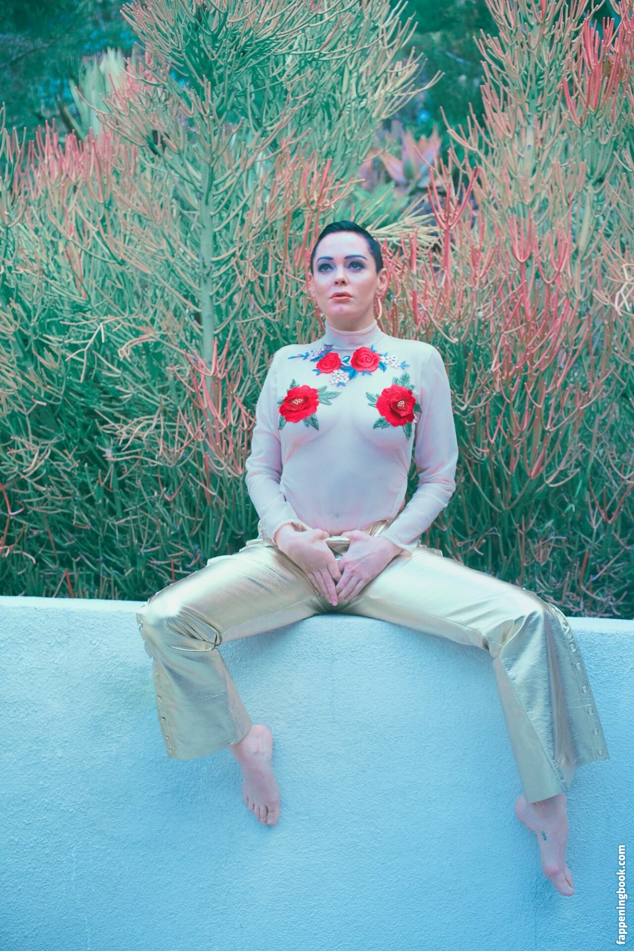 Rose McGowan Fapello Latest Exclusive Leaked Photos