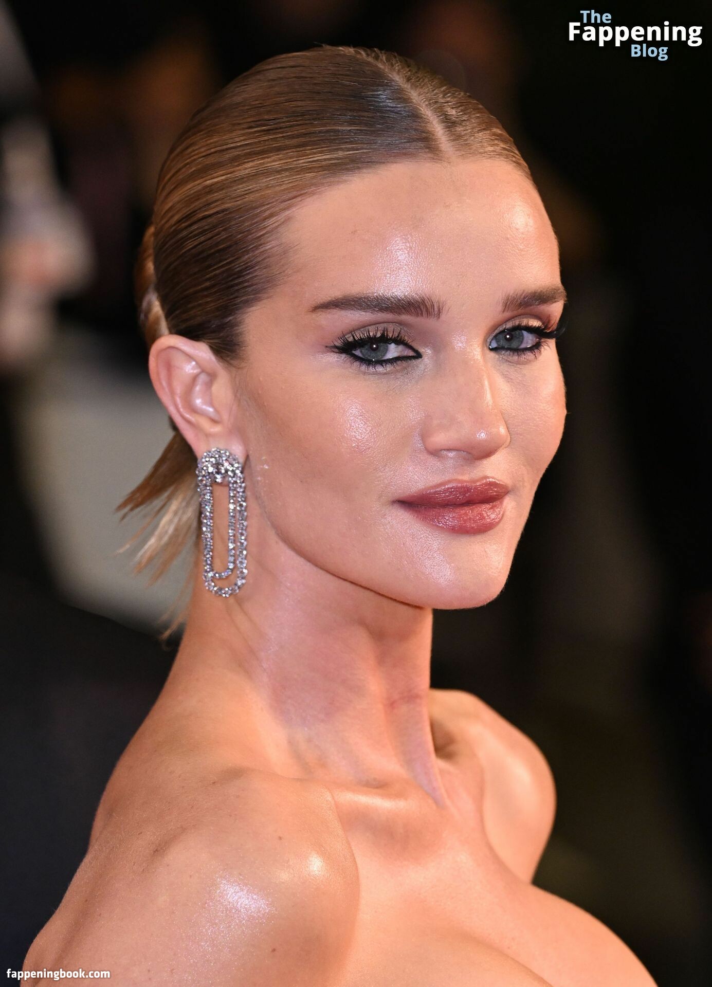 Rosie Huntington Whiteley Nude The Fappening Photo 7739357