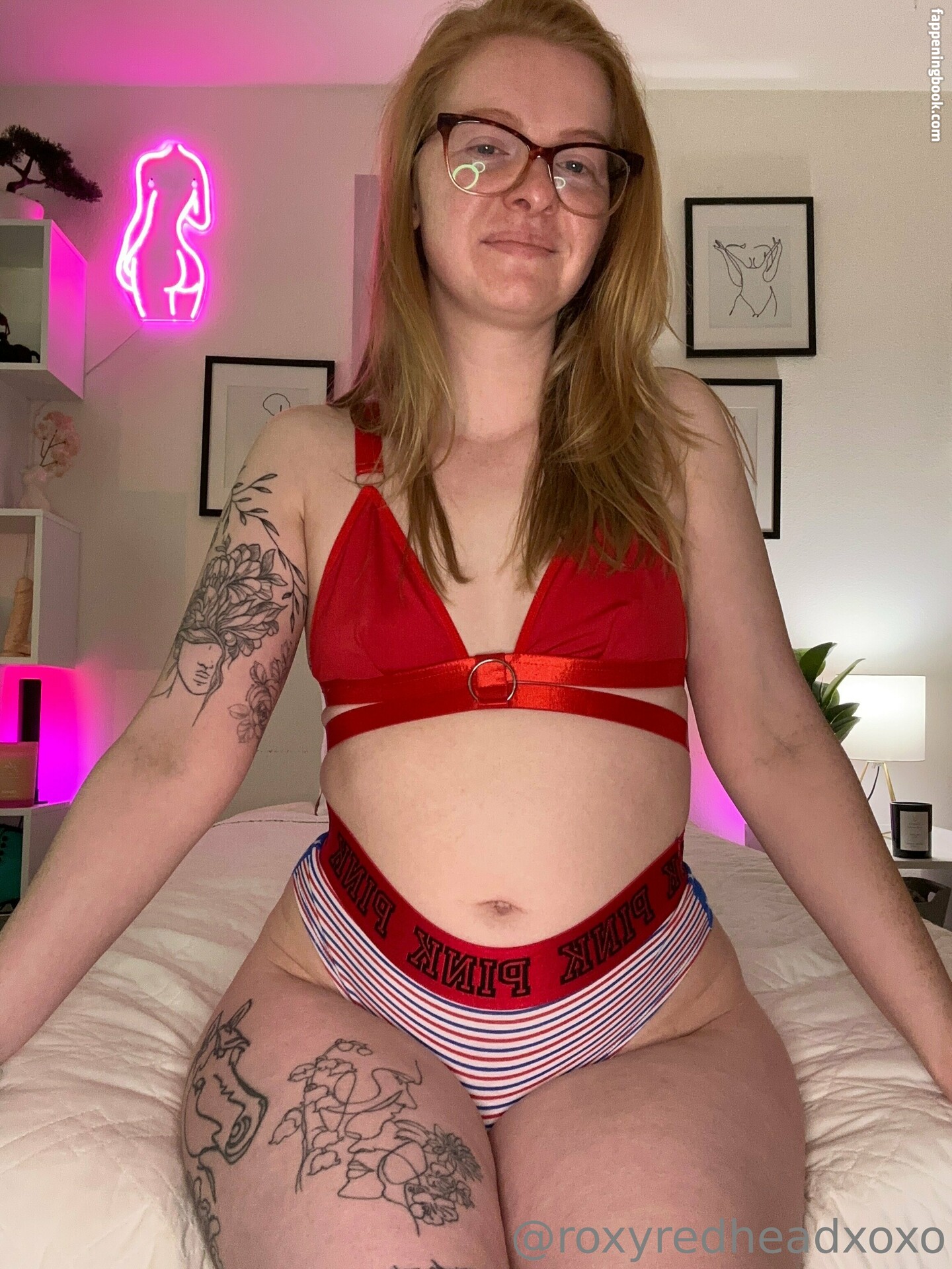 roxyredheadxoxo Nude OnlyFans Leaks