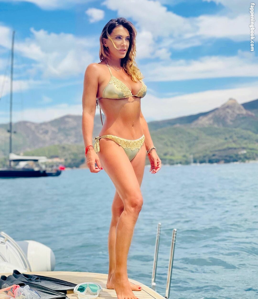 https://fappeningbook.com/photos/s/a/sabrina-salerno/1000/524.jpg