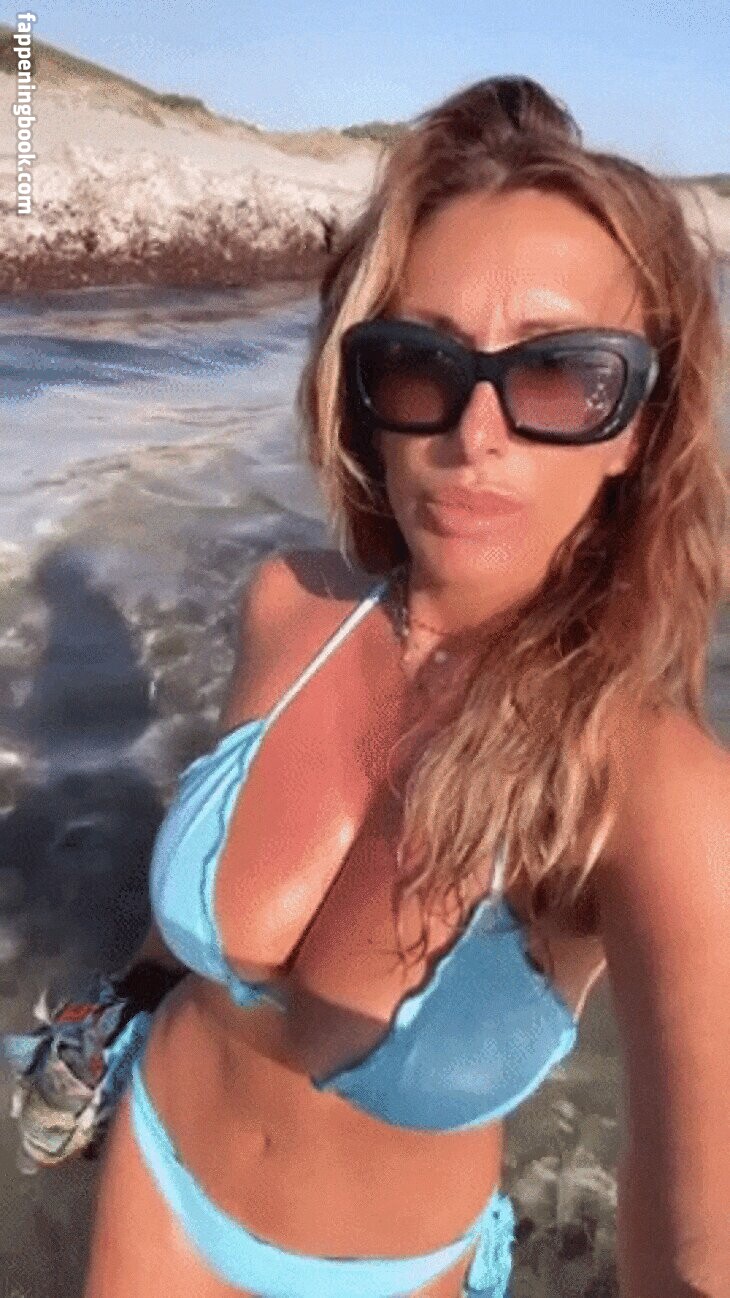 https://fappeningbook.com/photos/s/a/sabrina-salerno/1000/945.jpg