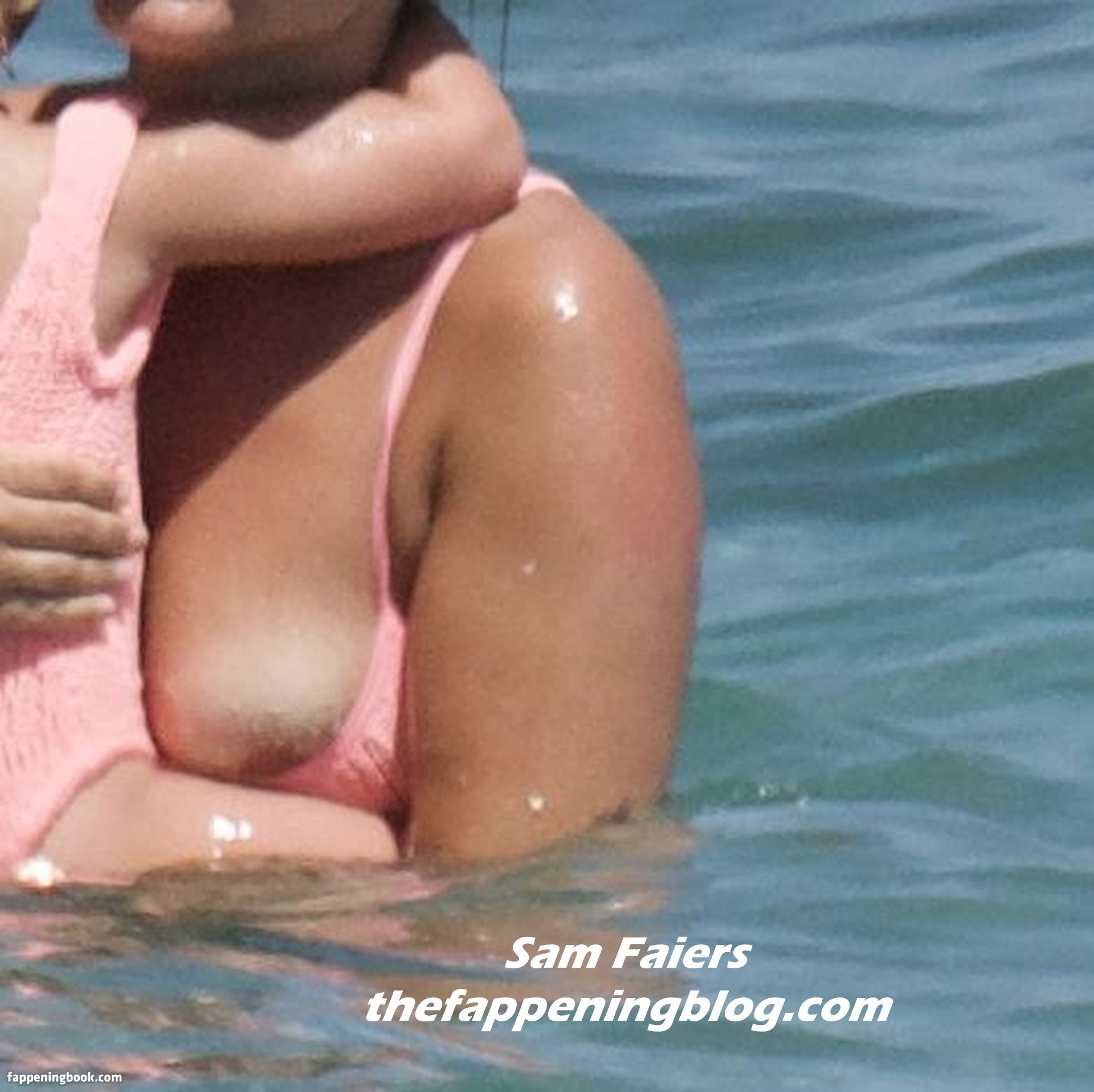Sam Faiers Nude, The Fappening - Photo #1171125 - FappeningBook