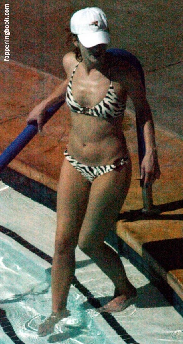 Sandra Bullock Nude