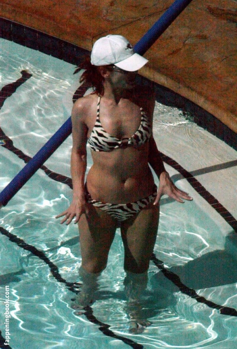 Sandra Bullock Nude