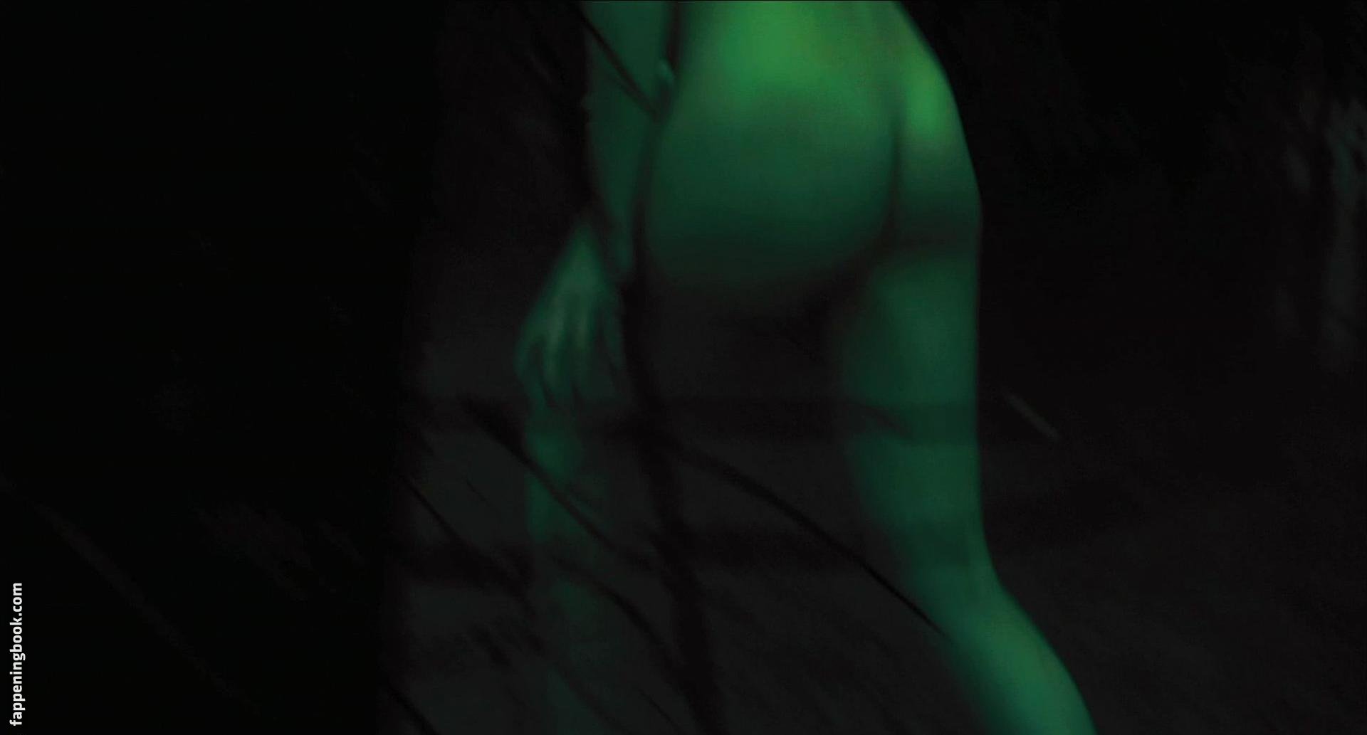 Saoirse Ronan Nude