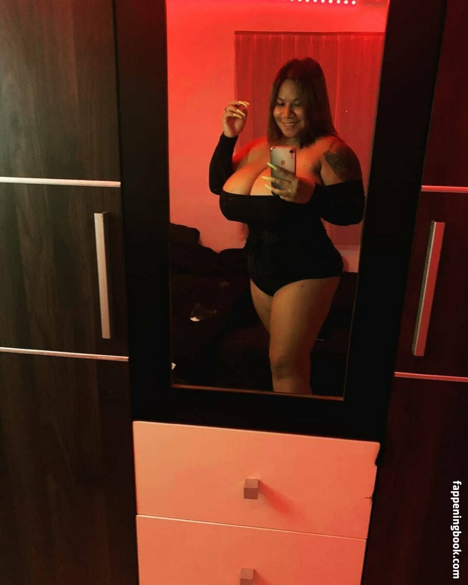 SaRa Chubby Nude OnlyFans Leaks