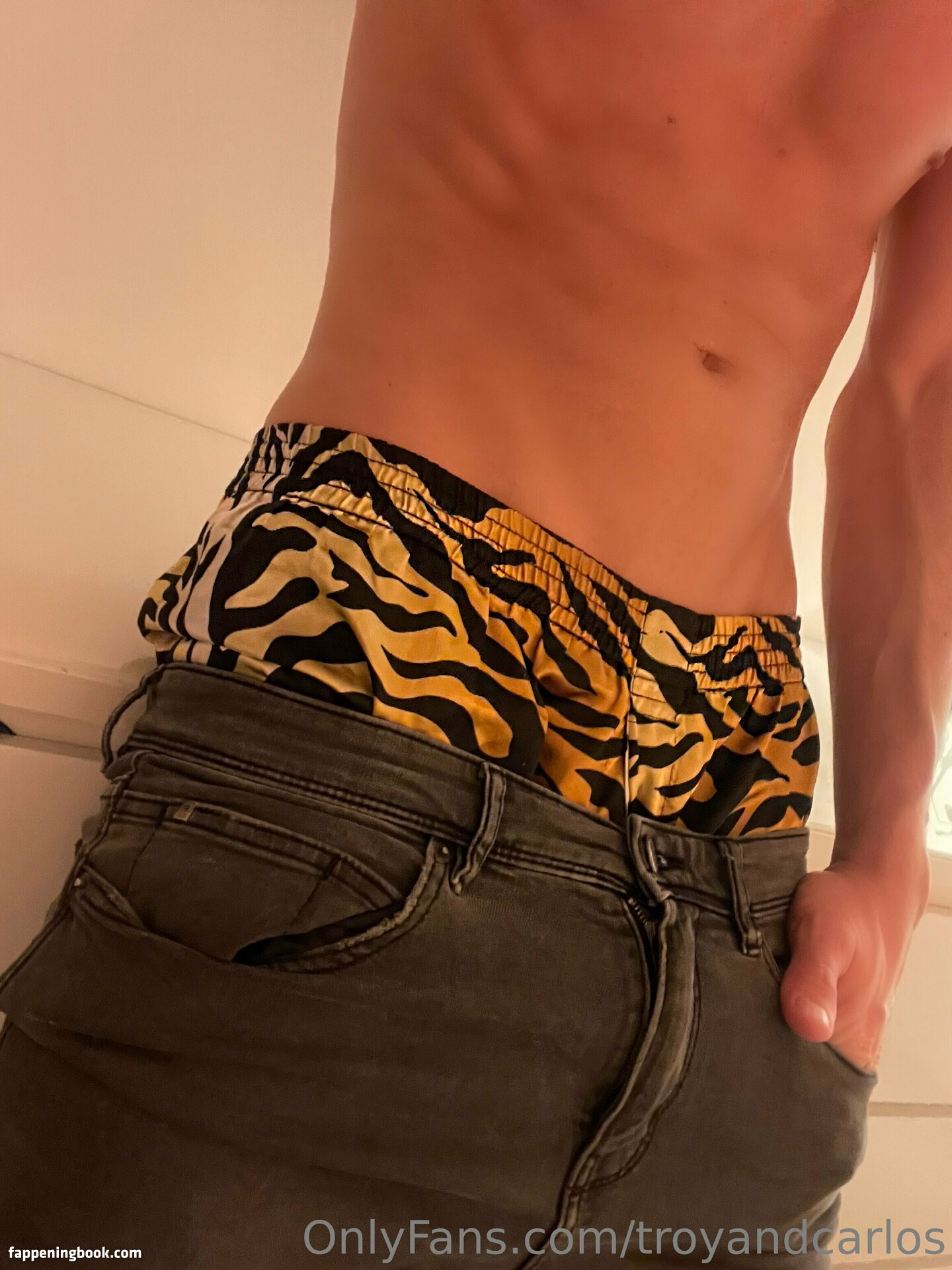 satin_boys_tc Nude OnlyFans Leaks