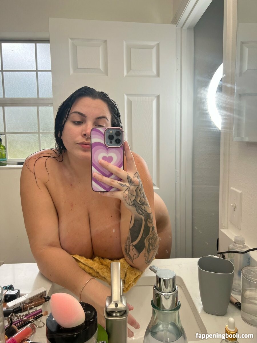 Sav Brooke Nude OnlyFans Leaks