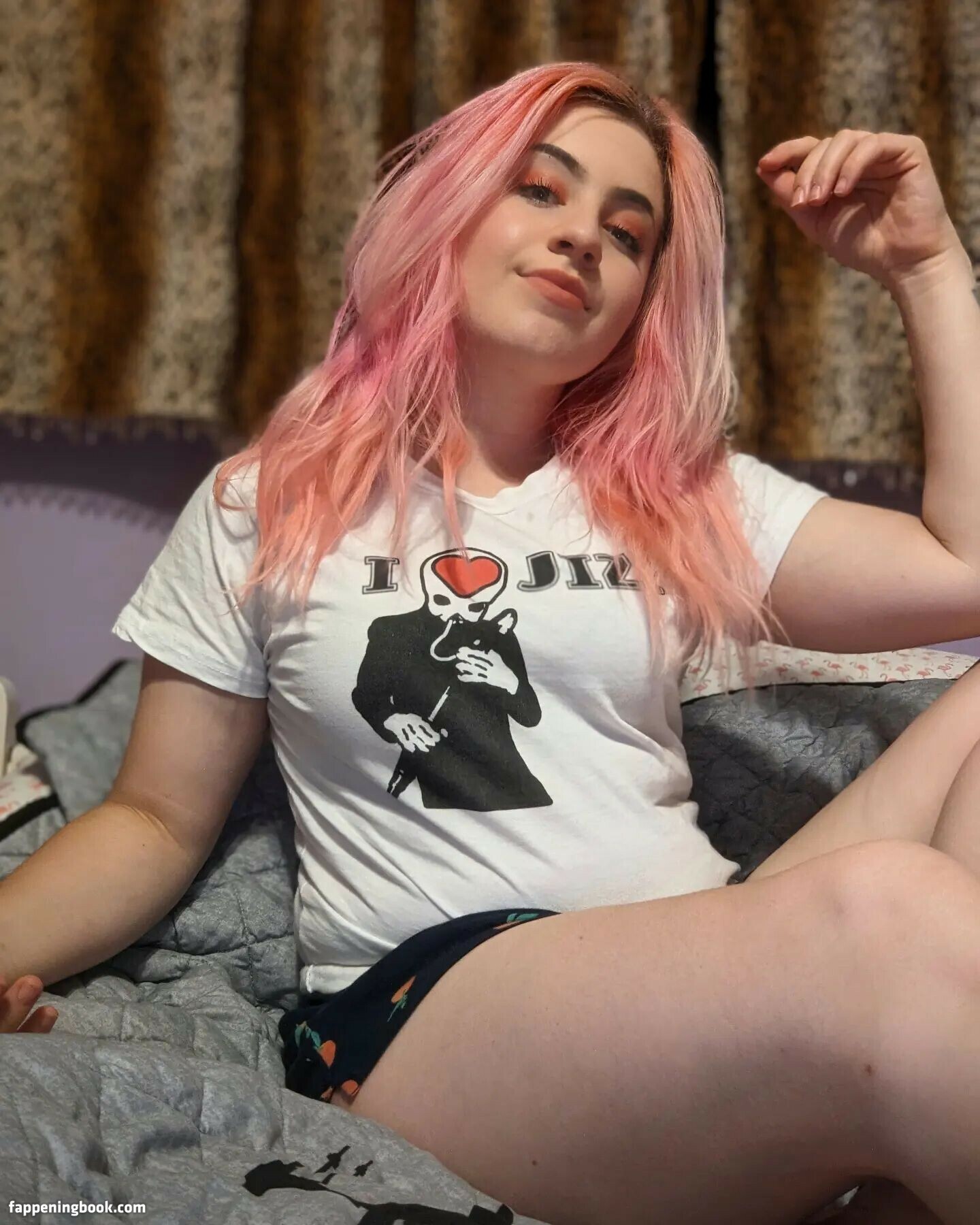 Sawyeurism Nude OnlyFans Leaks