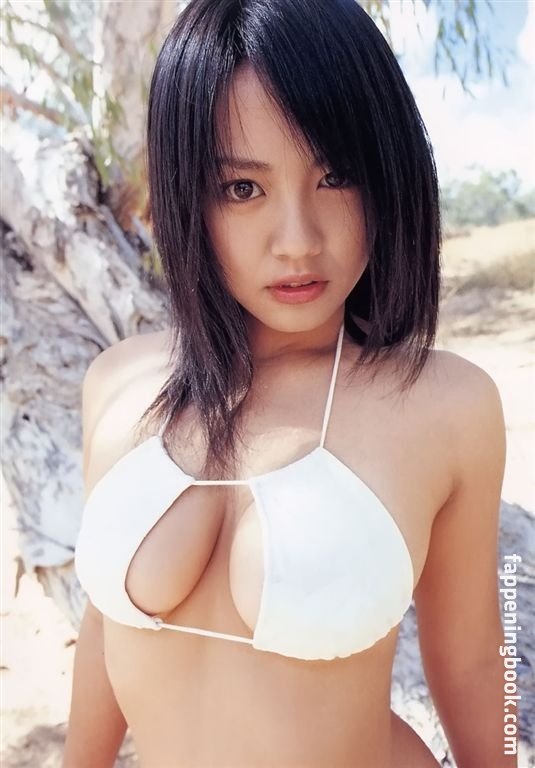 Sayaka Isoyama  nackt