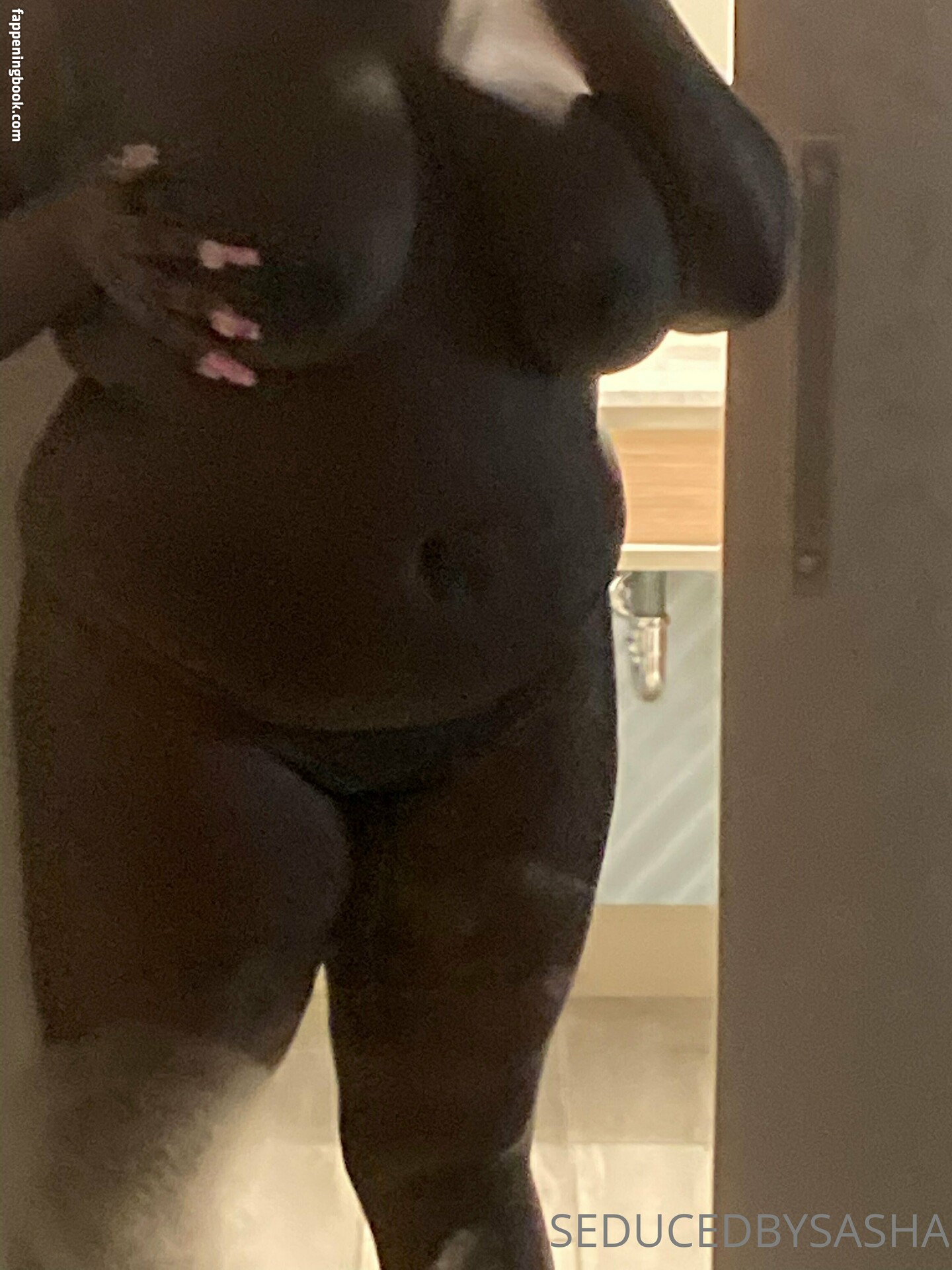 seducedbysasha Nude OnlyFans Leaks