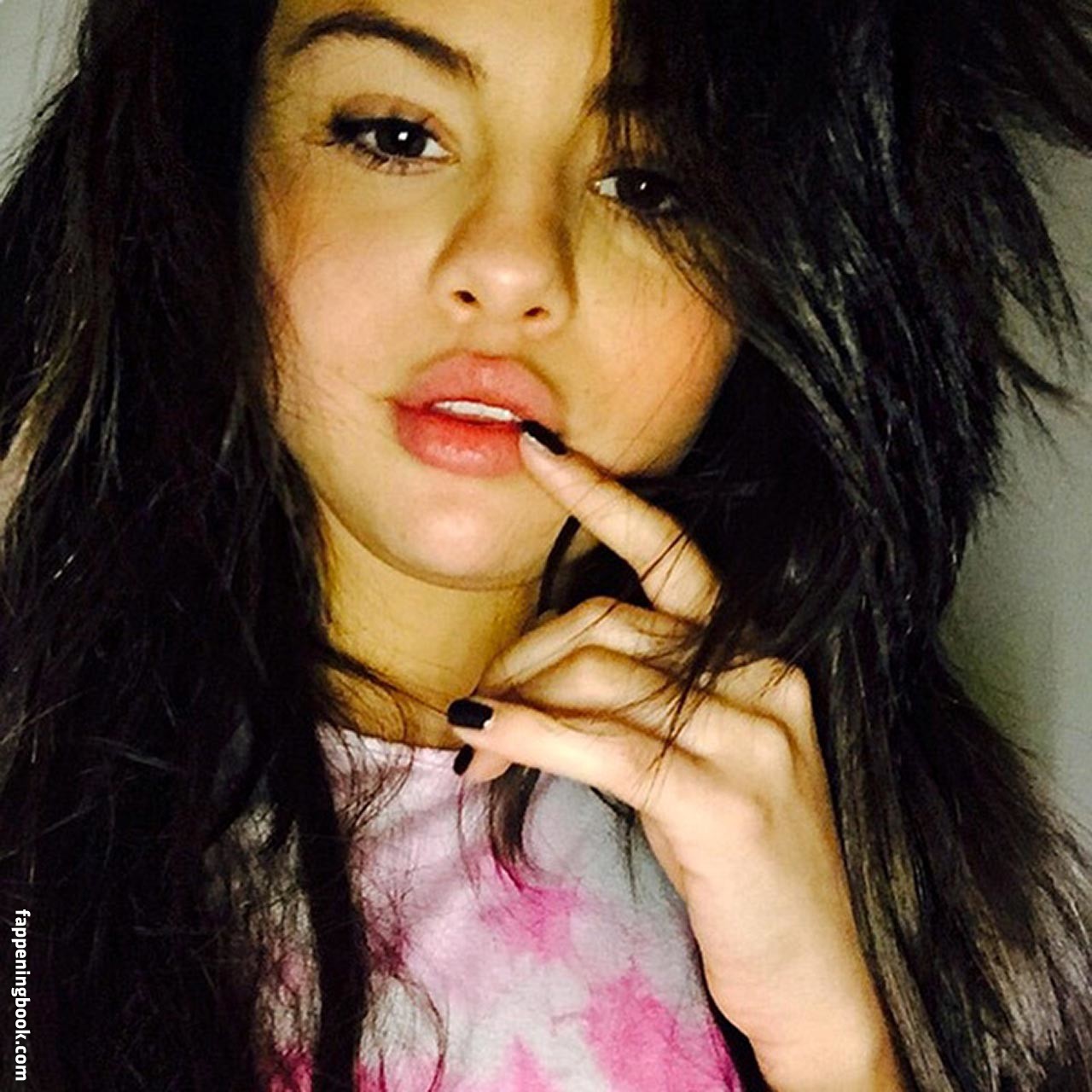 Selena Gomez Is a Rare Beauty in a Bikini! See Her Best Swimsuit Photos