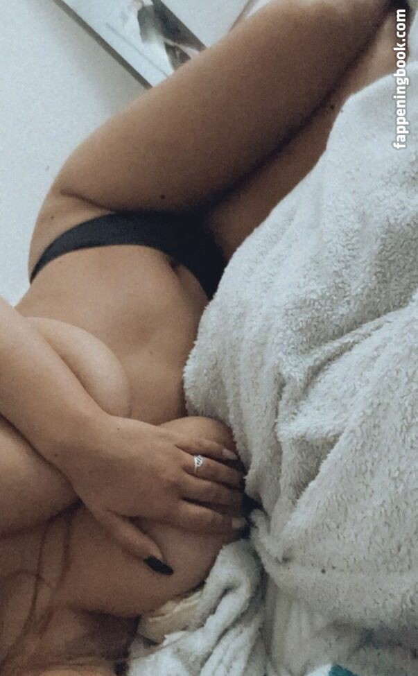 Shahira_x Nude OnlyFans Leaks