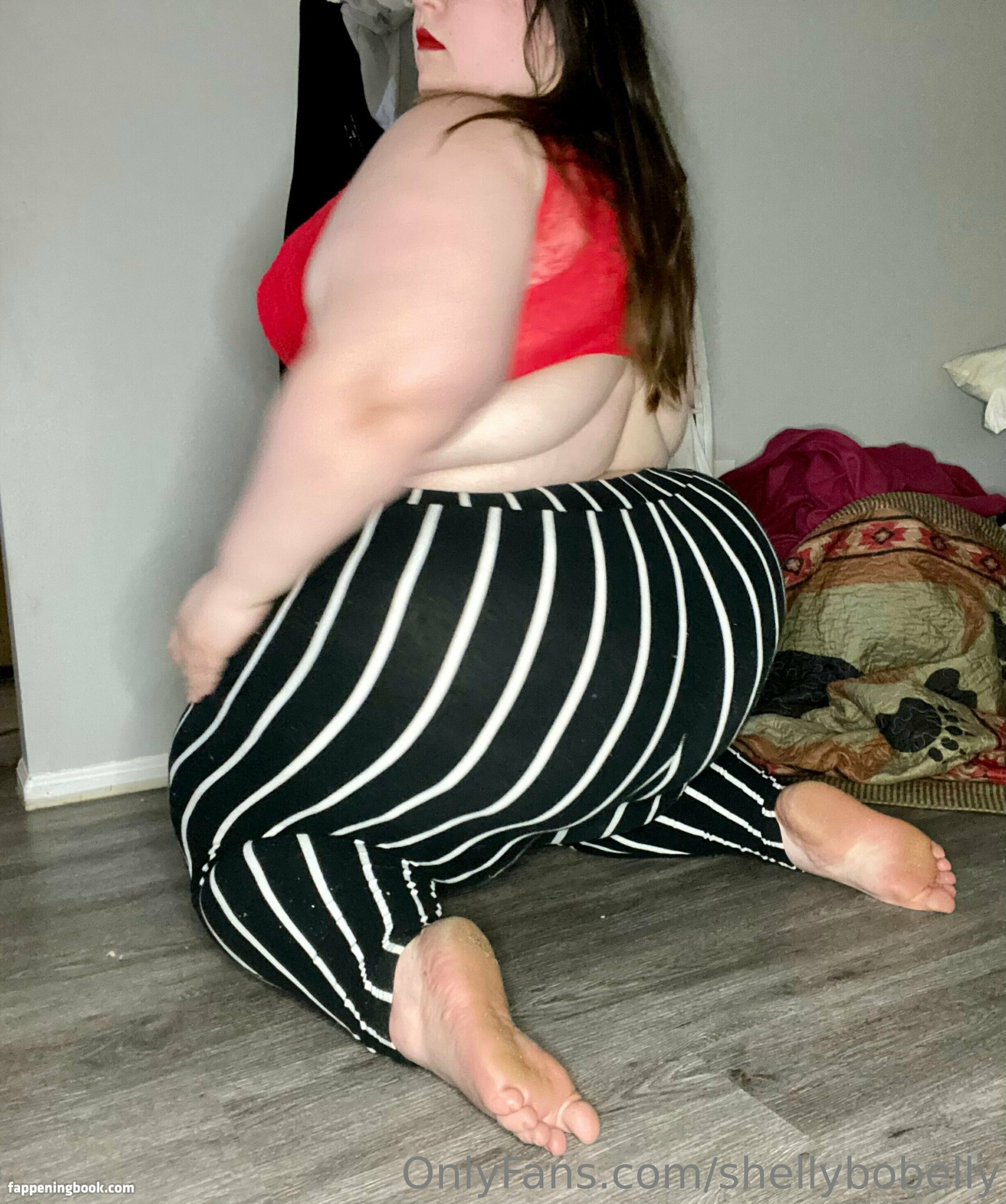 shellybobelly Nude OnlyFans Leaks