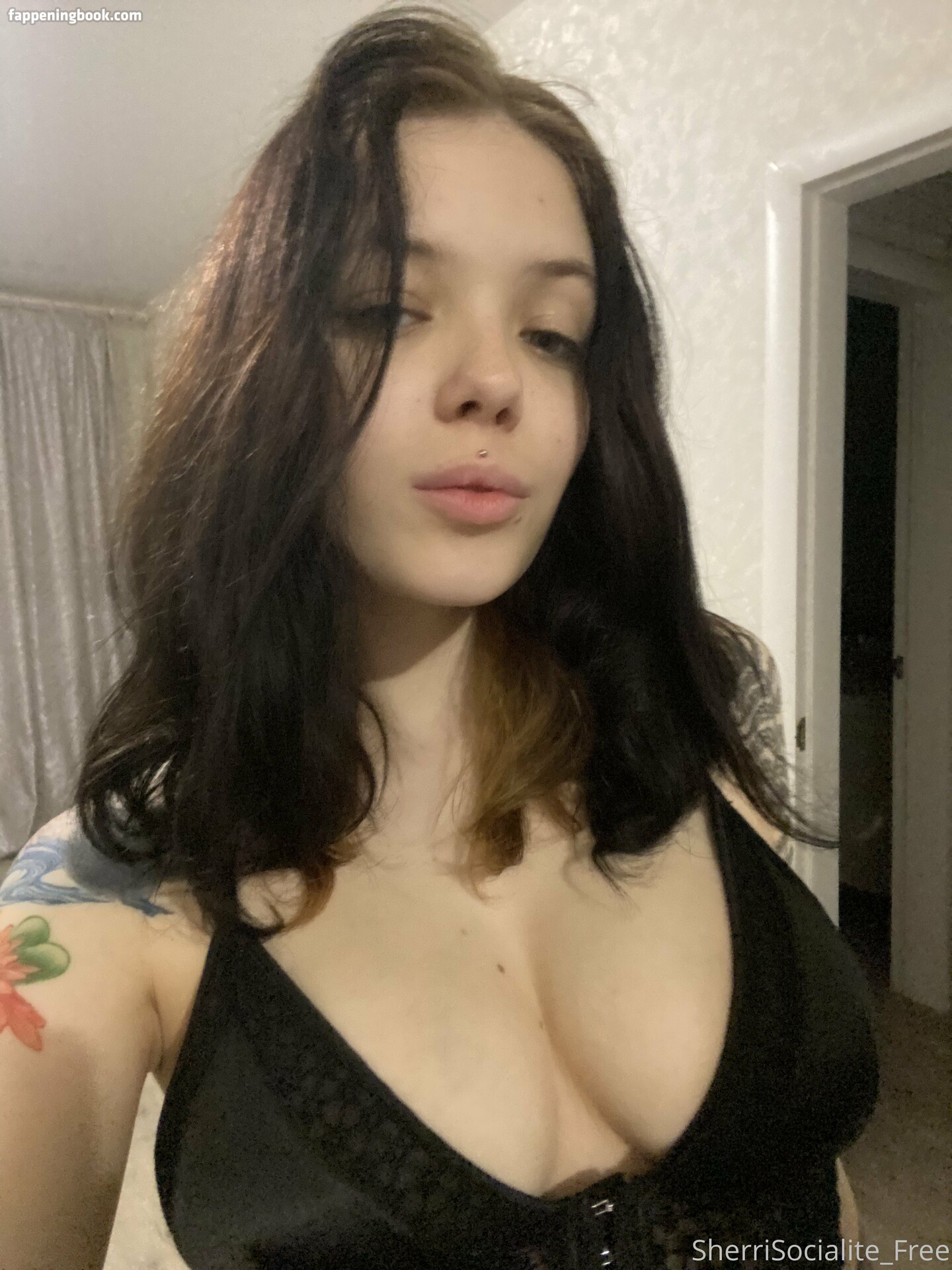 sherrifree Nude OnlyFans Leaks