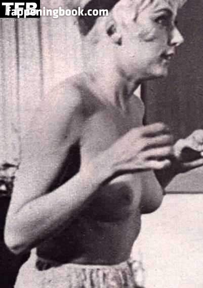 Shirley Jones Nude