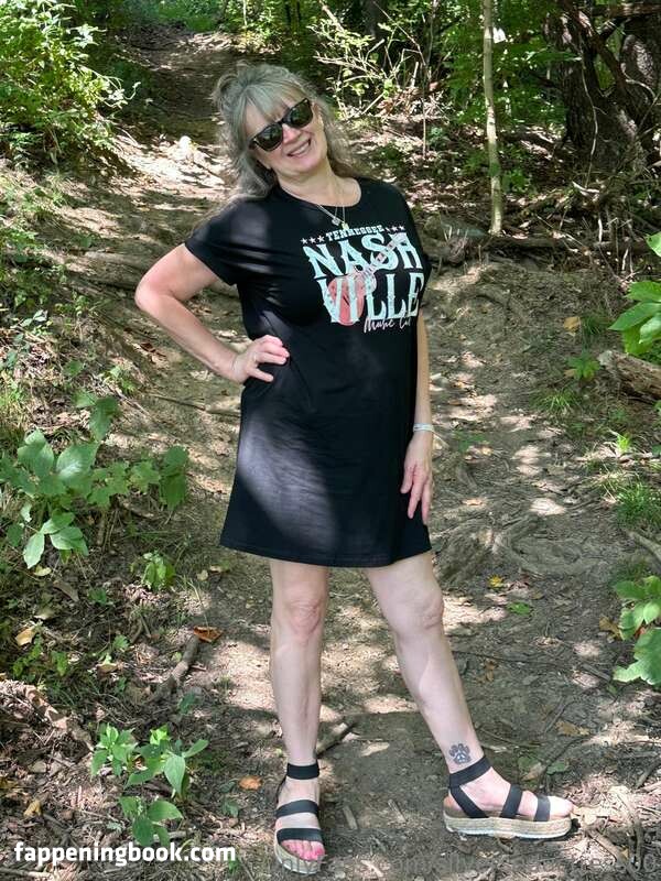 SilverSeductress Nude OnlyFans Leaks