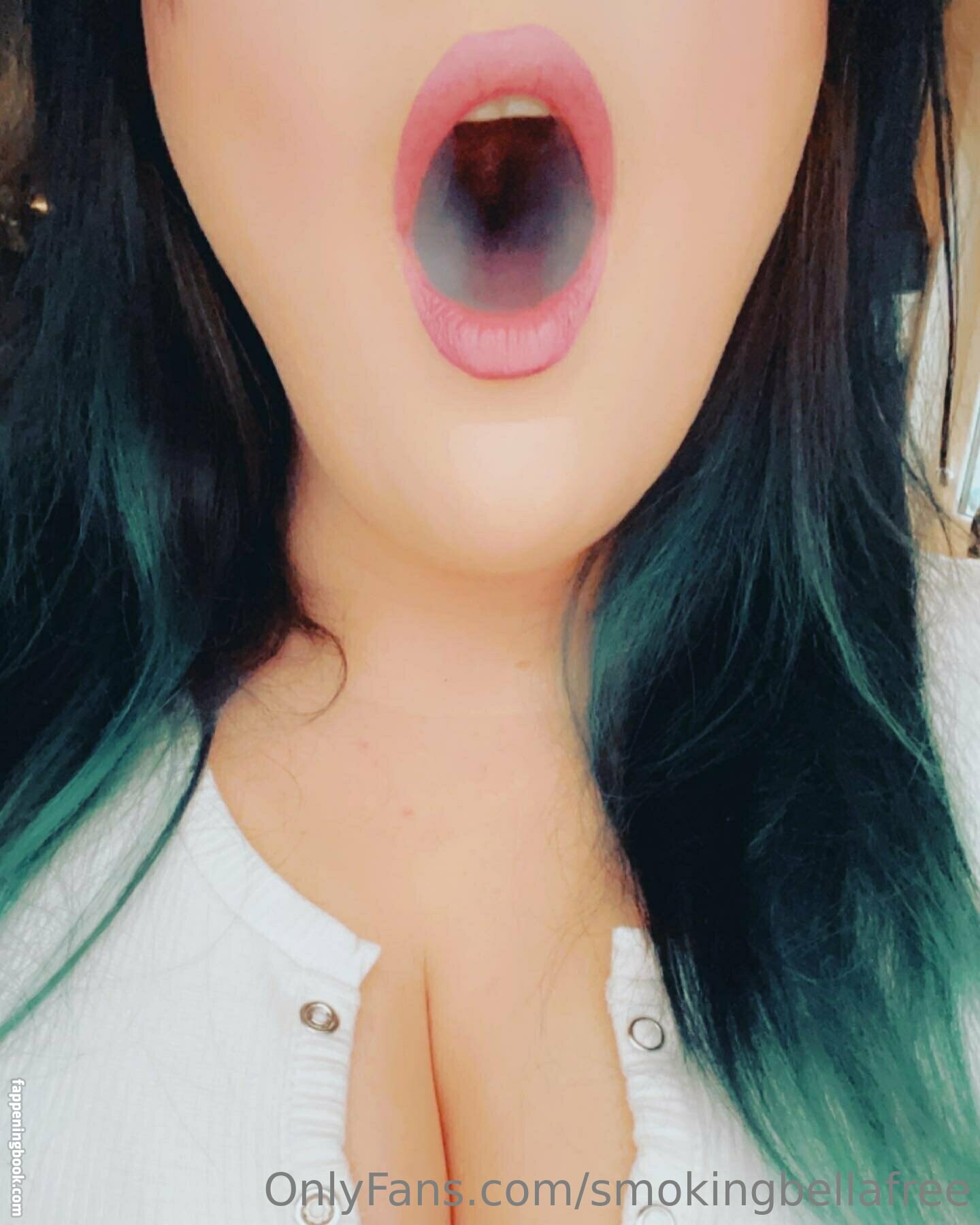 smokingbellafree Nude OnlyFans Leaks