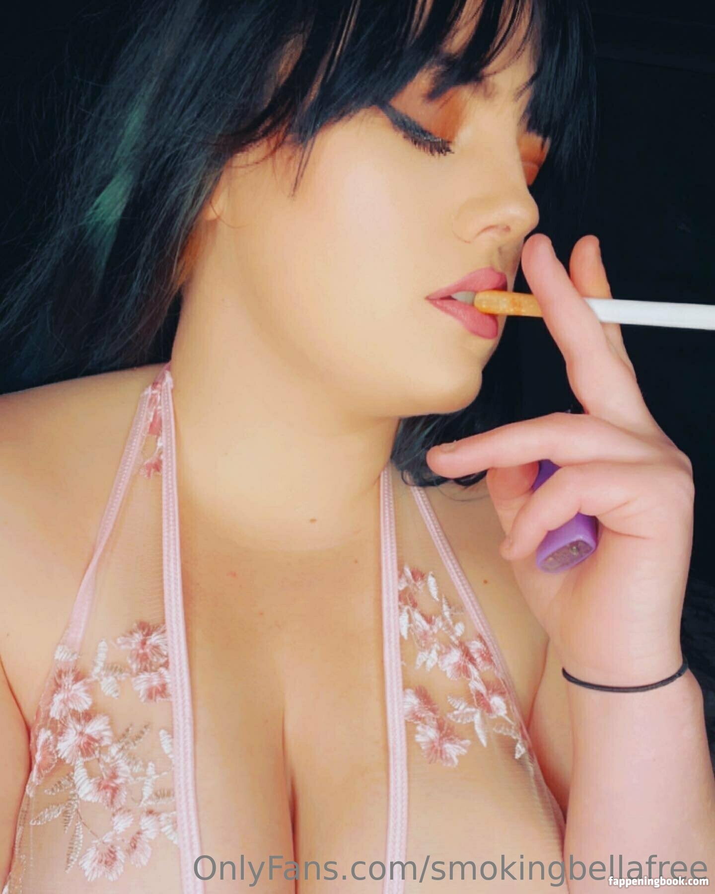 smokingbellafree Nude OnlyFans Leaks