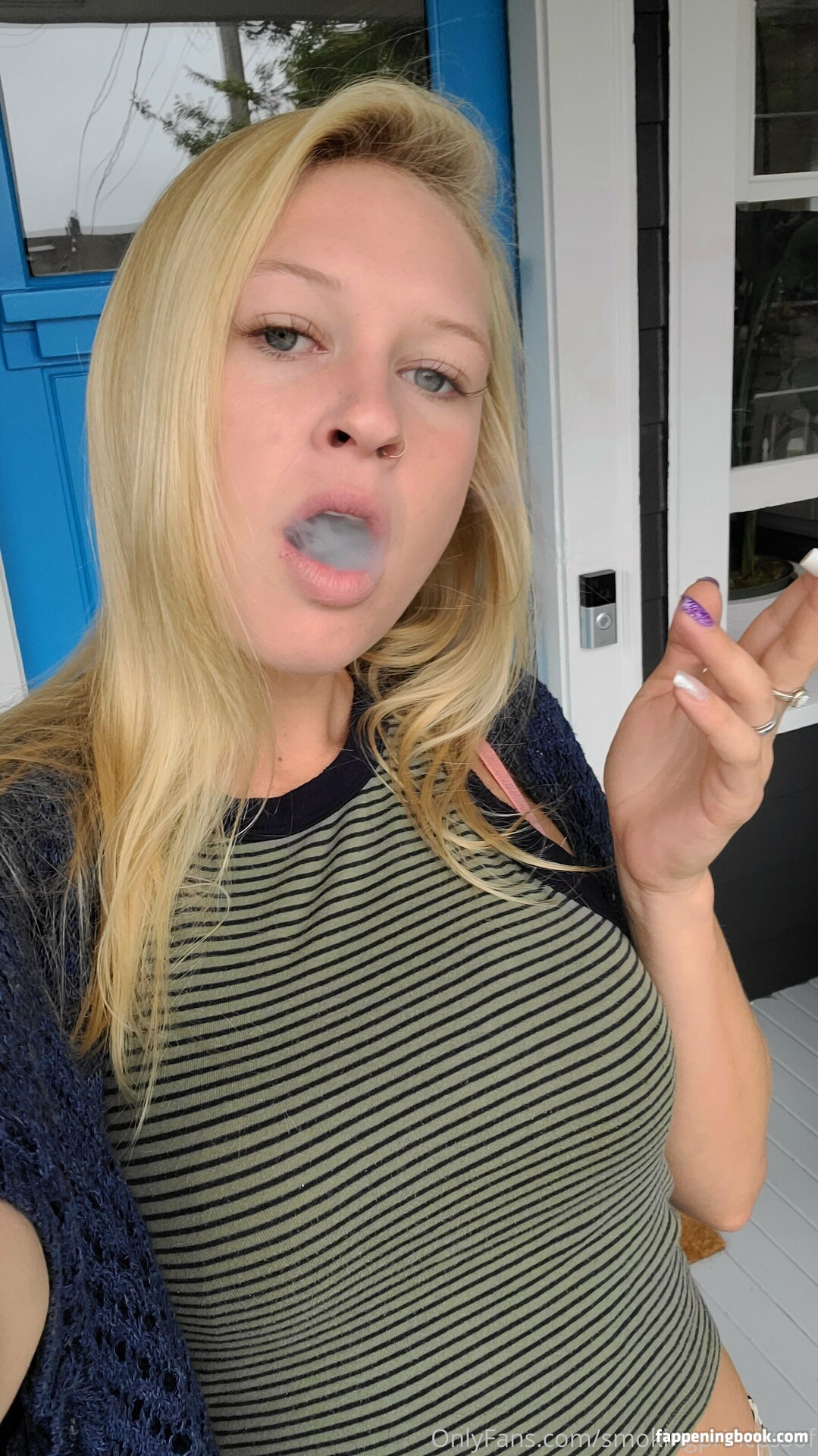 smokingprincessof Nude OnlyFans Leaks