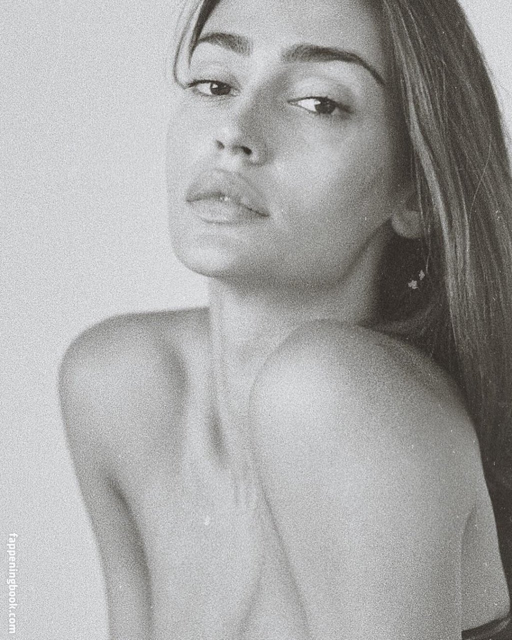 Sofia Harmanda Nude