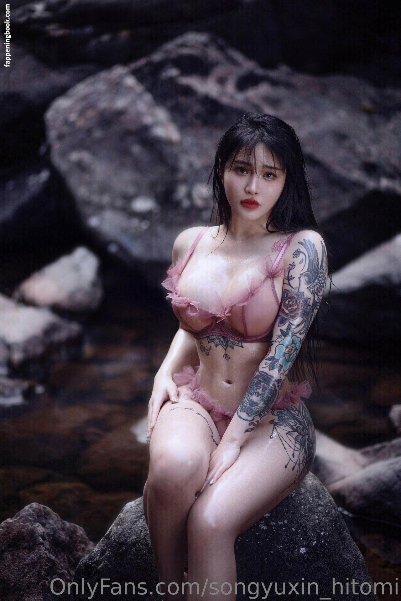 Songyuxin Hitomi Nude OnlyFans Leaks