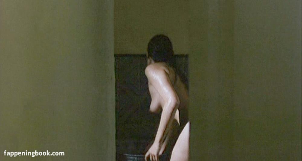 Sonia Mankaï Nude