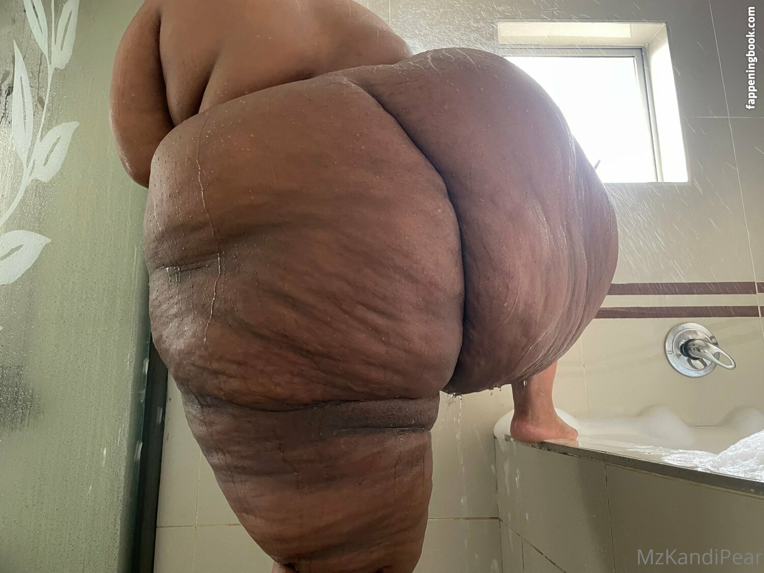 South African Thick Nude OnlyFans Leaks