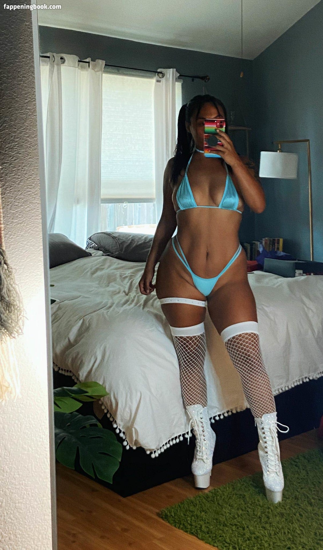 starseedmami Nude OnlyFans Leaks