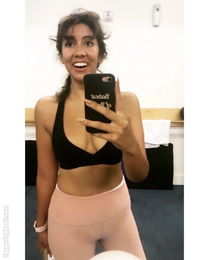 Stephanie Beatriz Fapello Latest Exclusive Leaked Photos