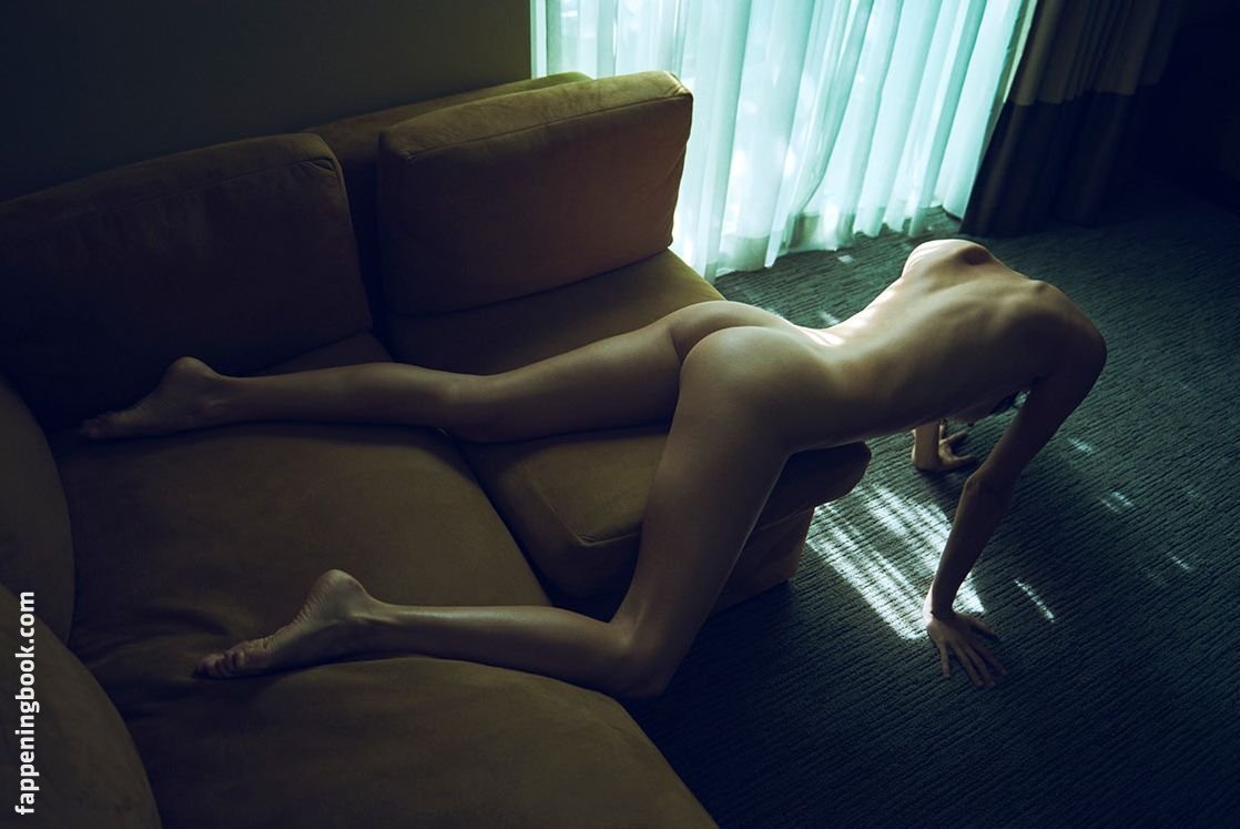 Stephanie Moore Nude