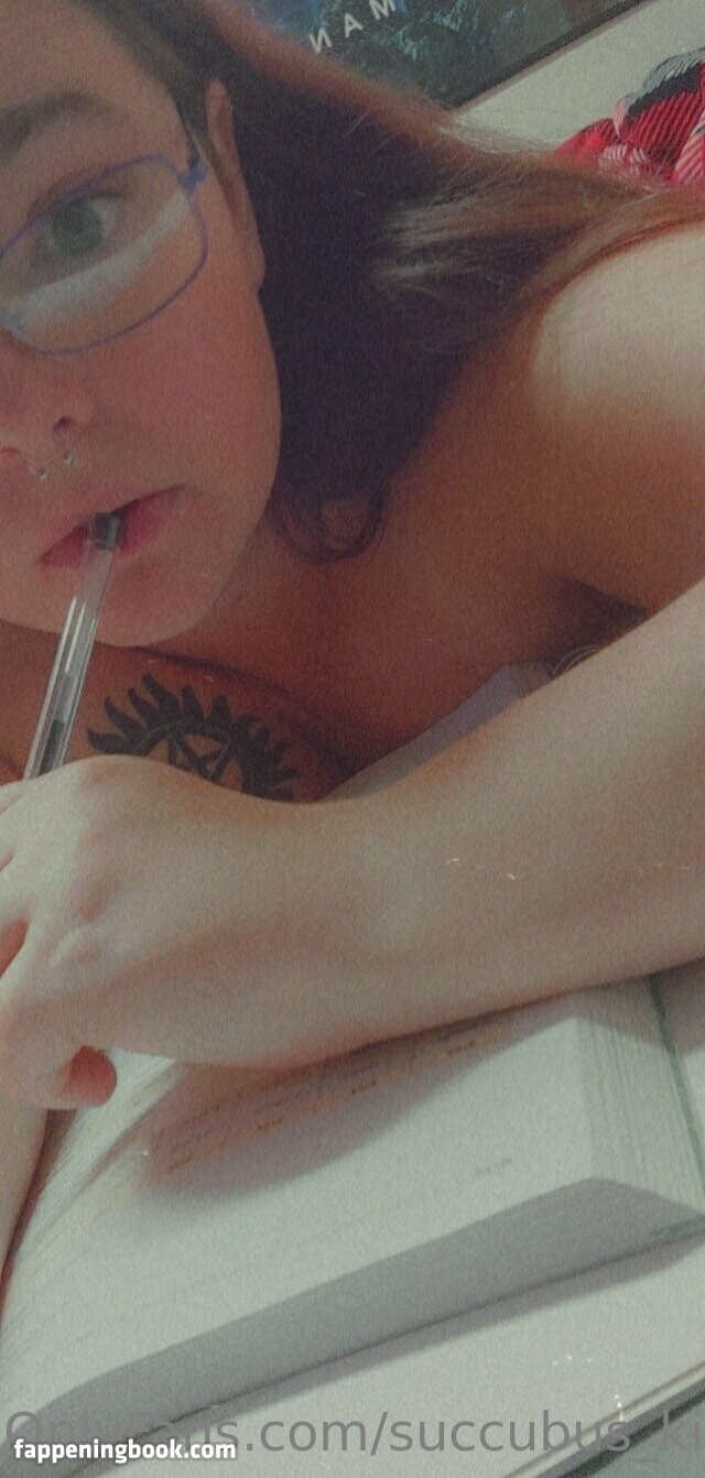 succubus_kitty_420 Nude OnlyFans Leaks