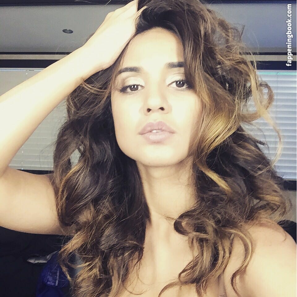 Summer Bishil Nude Onlyfans Leaks Fappening Fappeningbook 4407