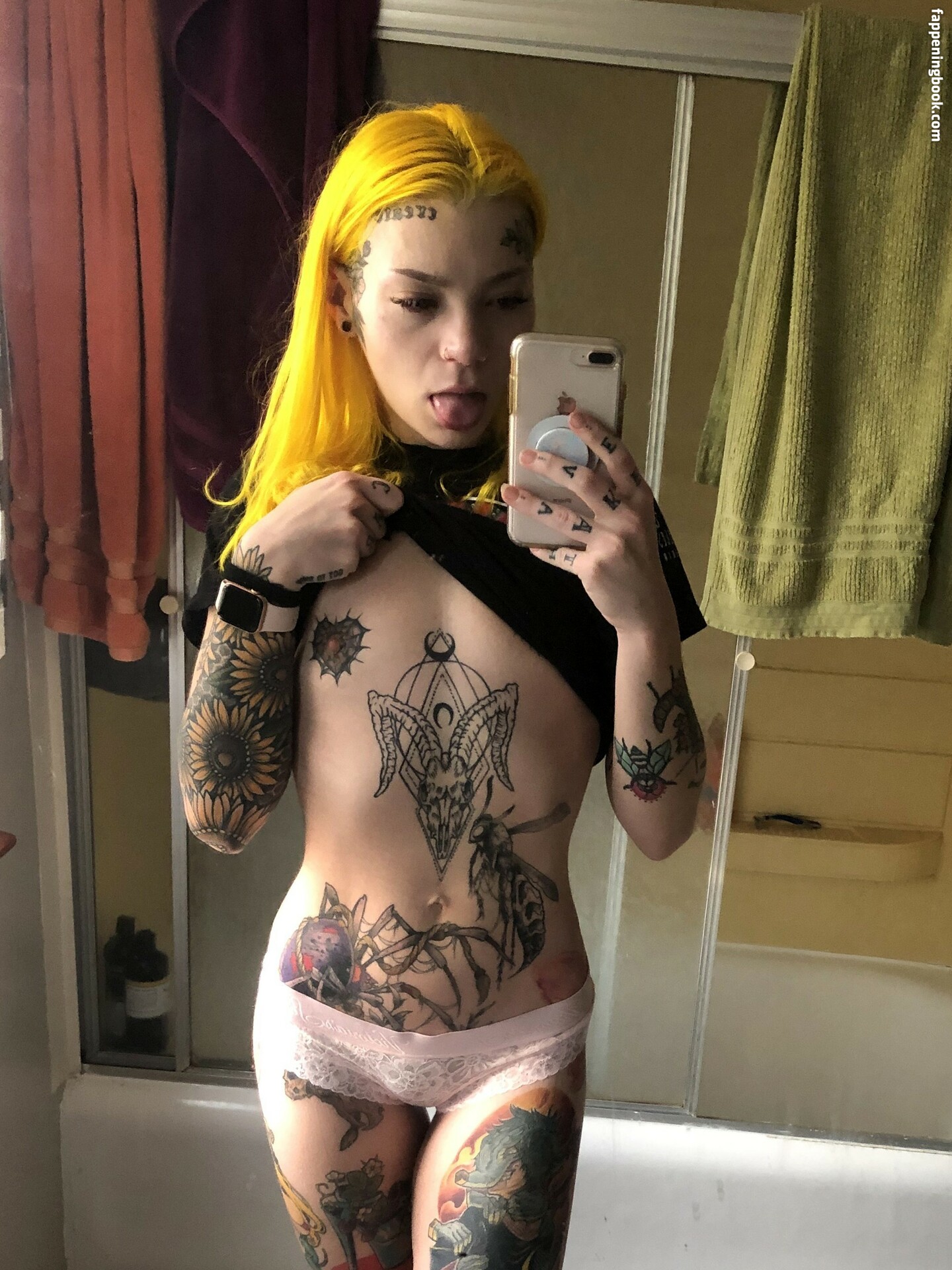 sunnyhues Nude OnlyFans Leaks