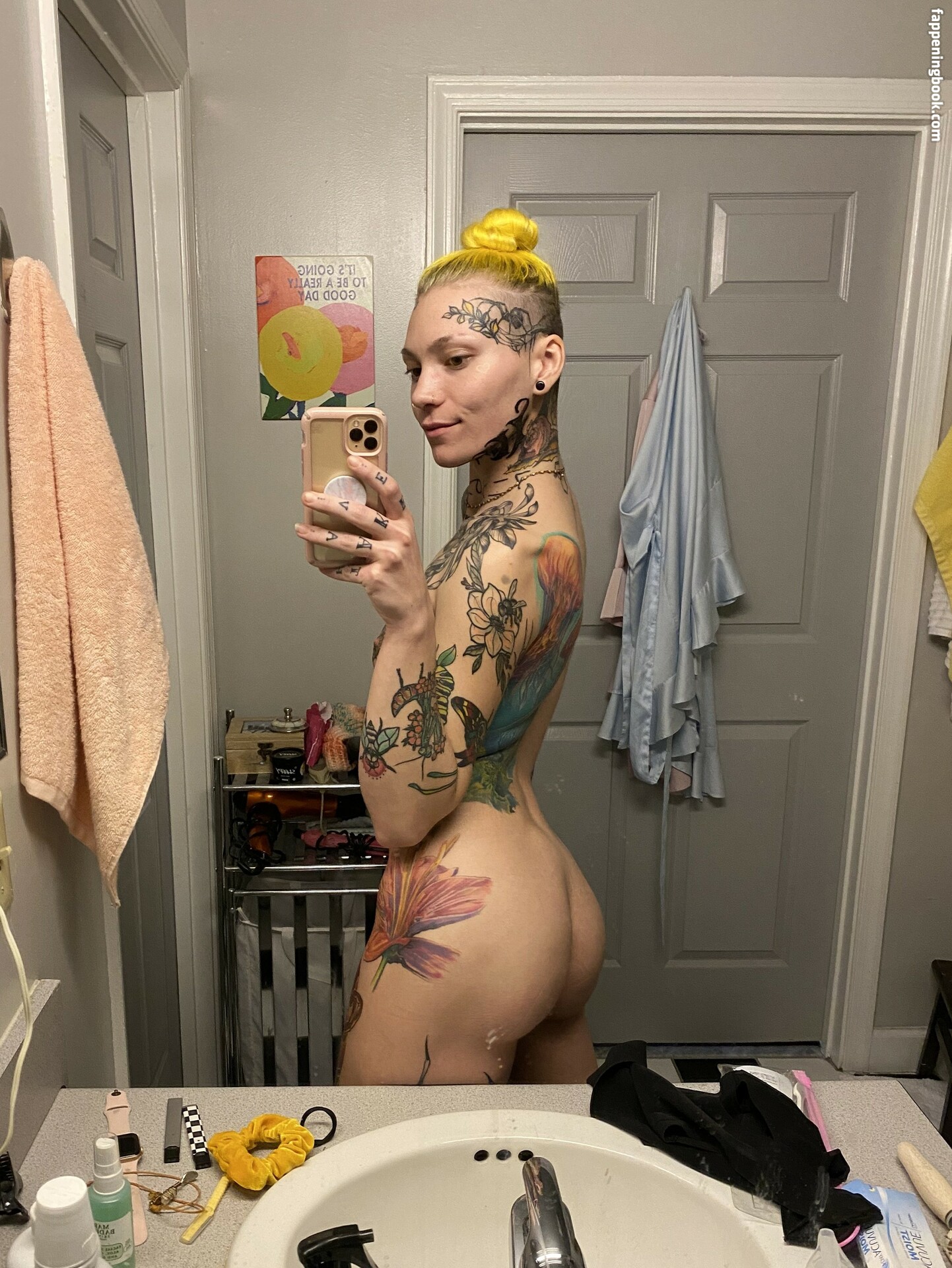 sunnyhues Nude OnlyFans Leaks