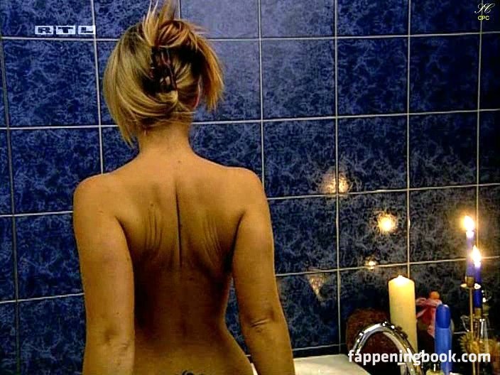 Susan Sideropoulos Nude, The Fappening - Photo #776597 - FappeningBook.