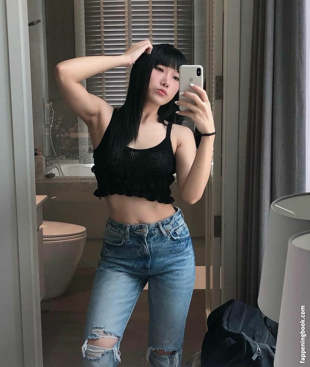suziearomdee Nude OnlyFans Leaks