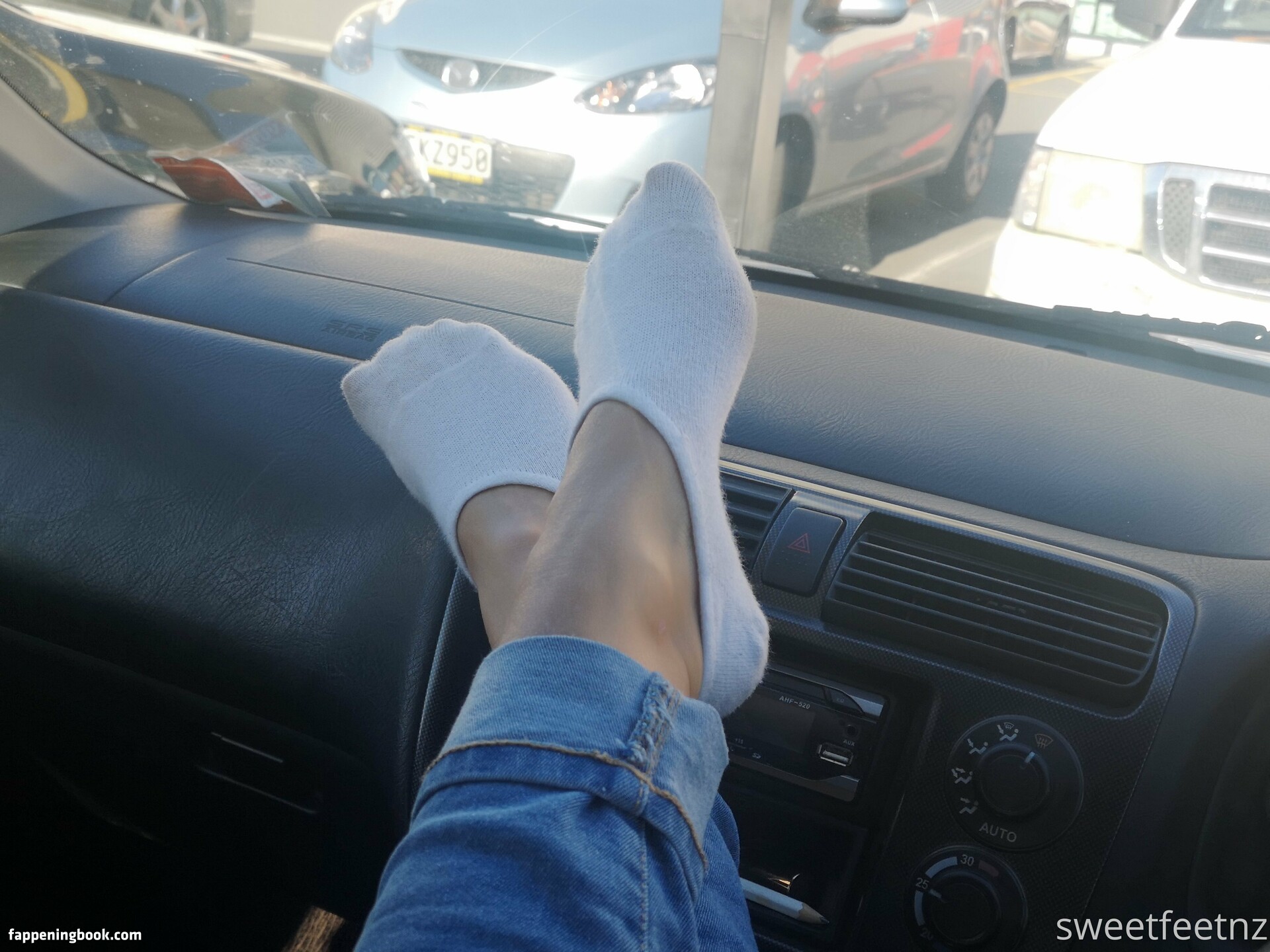 sweetfeetnz Nude OnlyFans Leaks