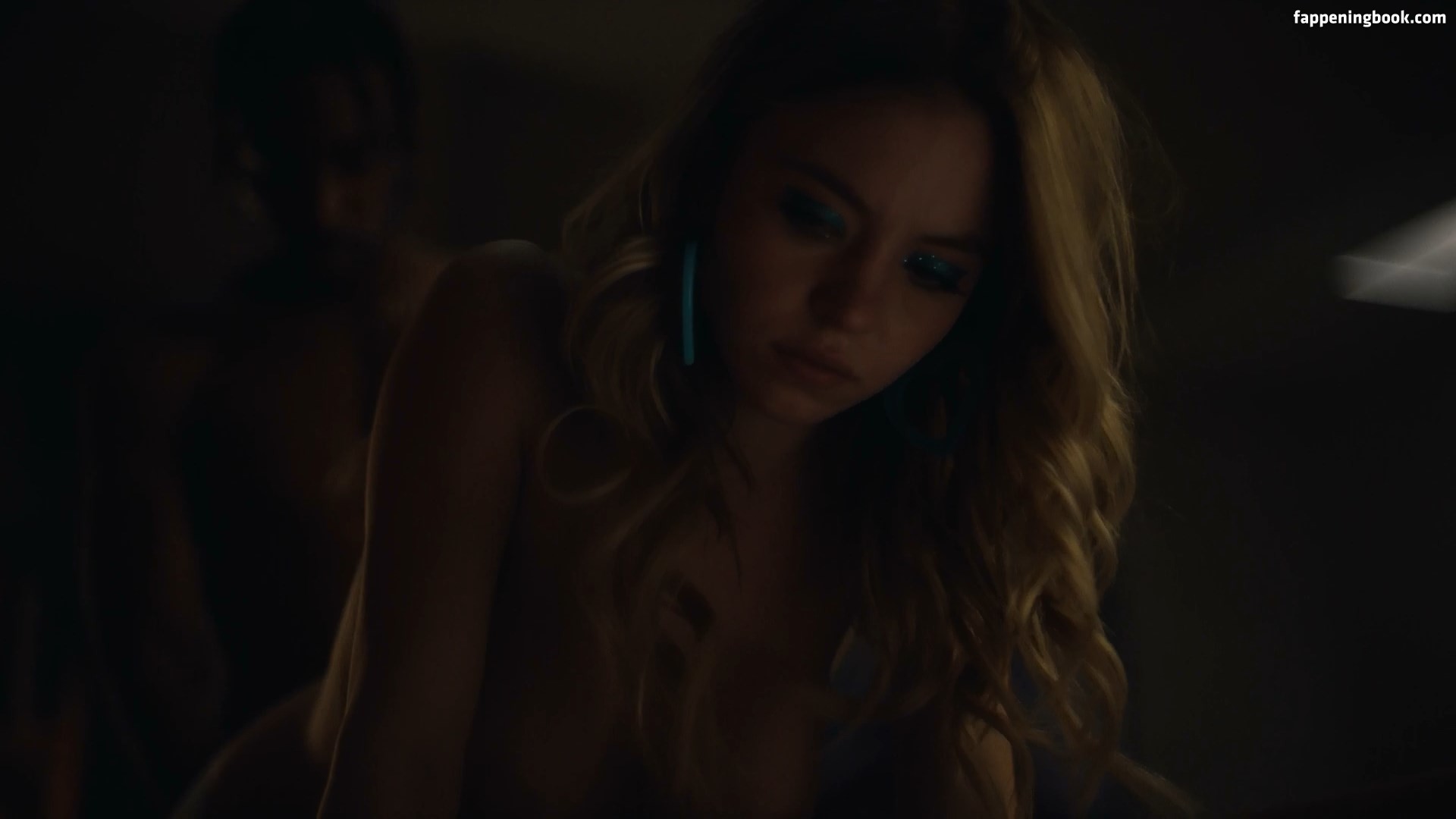 Sydney Sweeney Nude