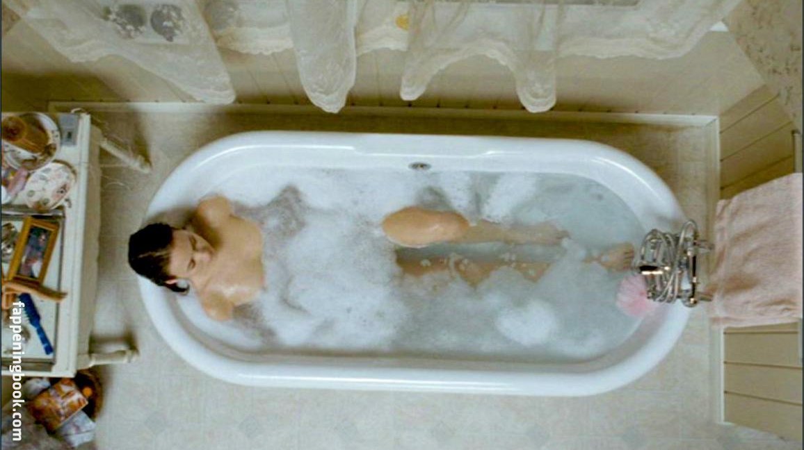 Tania Saulnier Nude, The Fappening - Photo #518172 - FappeningBook.