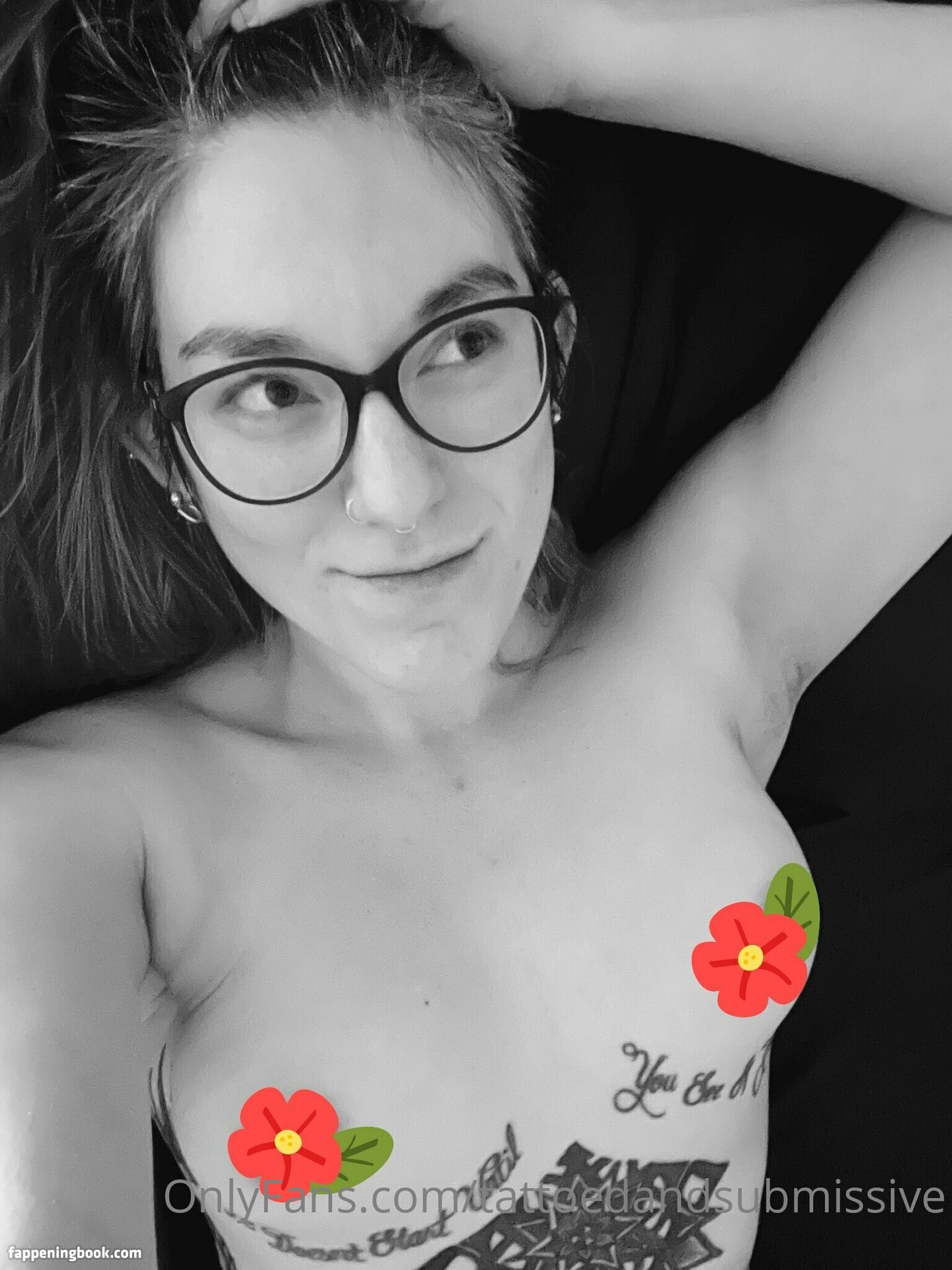 tattoedandsubmissive Nude OnlyFans Leaks