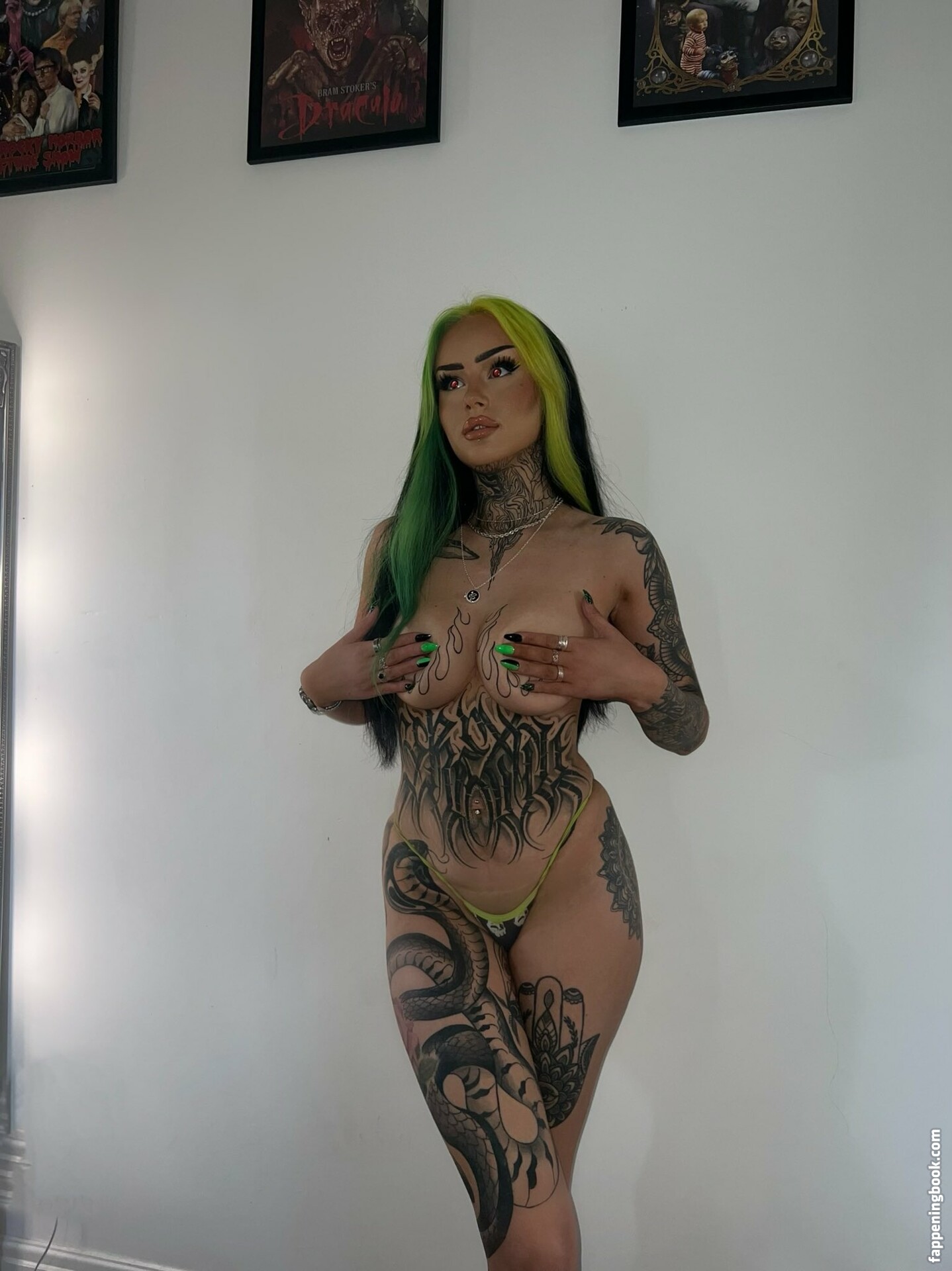 tattoobabiii Nude OnlyFans Leaks