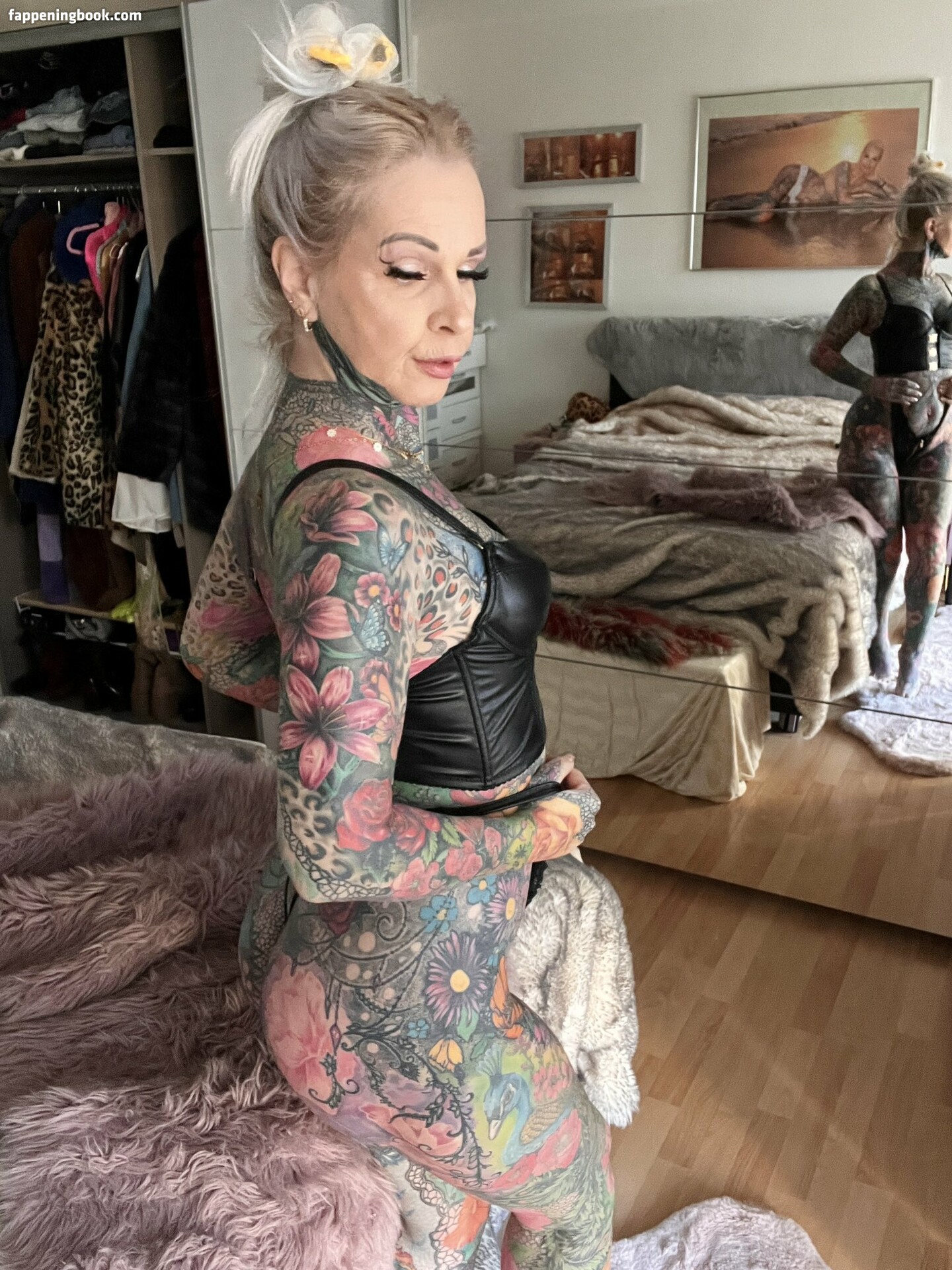 Tattoobutterfly Nude OnlyFans Leaks