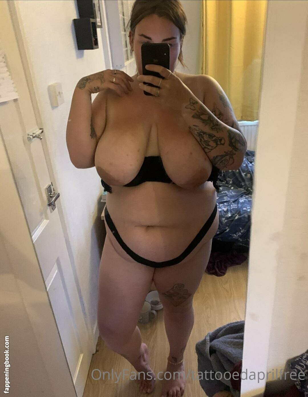 tattooedaprilfree Nude OnlyFans Leaks