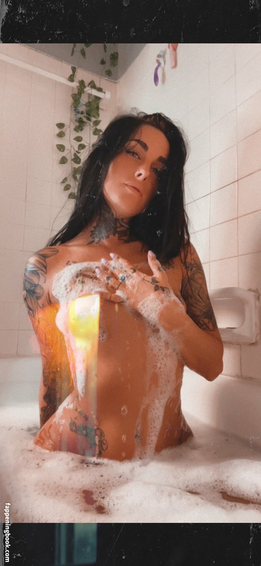 Tattoolovie09 Nude OnlyFans Leaks