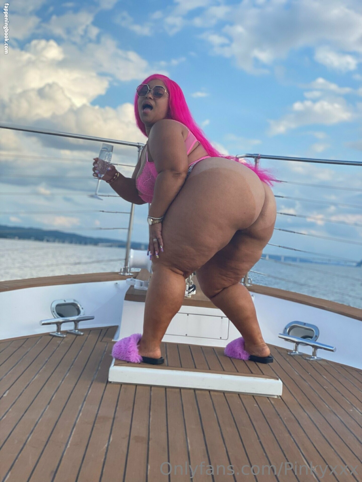 teampinky Fapello Latest Exclusive Leaked Photos