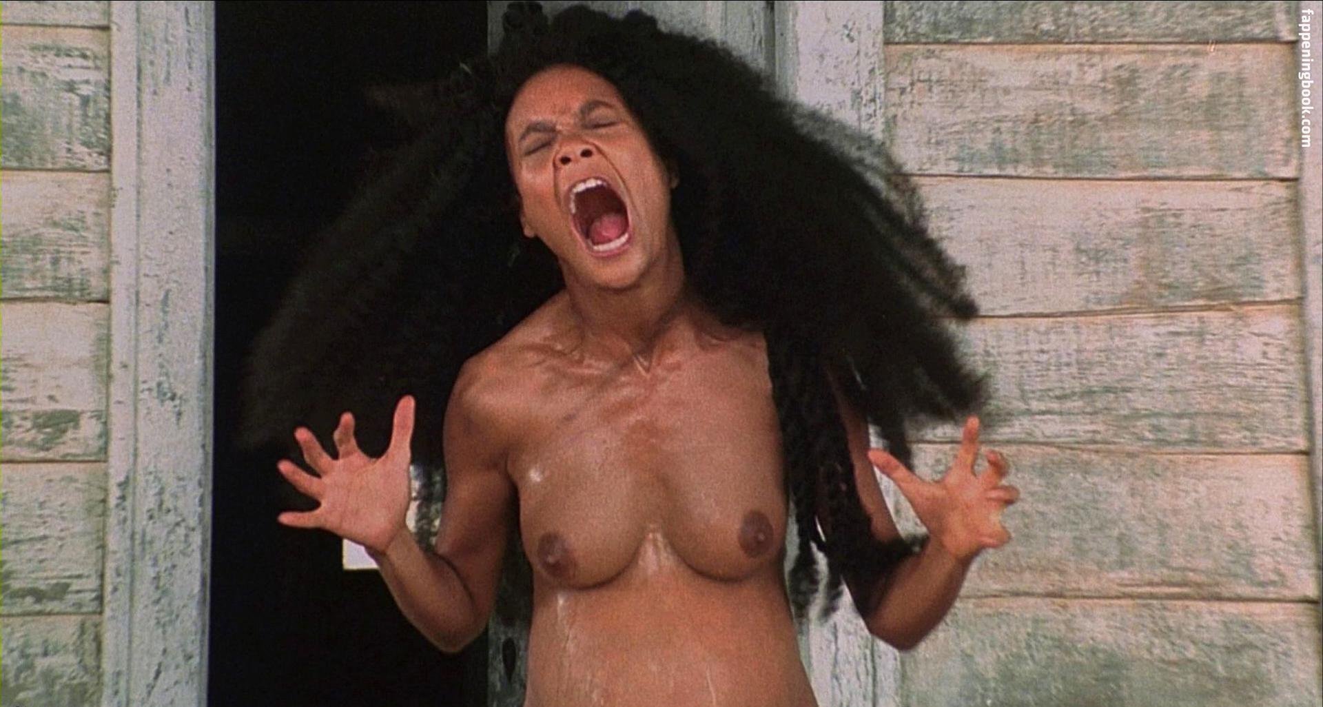 Thandie Newton Nude