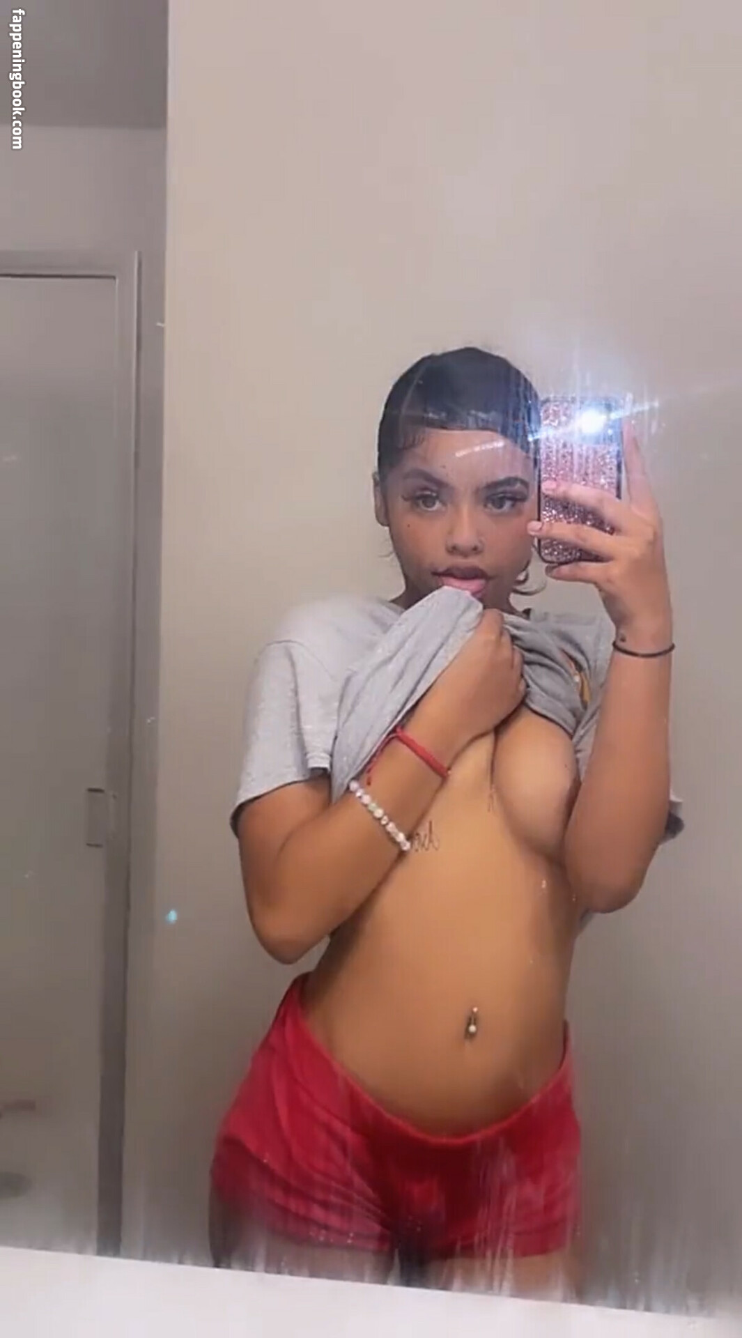 thaonly.lili Nude OnlyFans Leaks