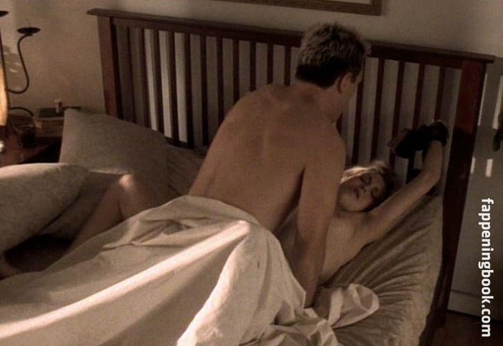 Holly Aird Nude